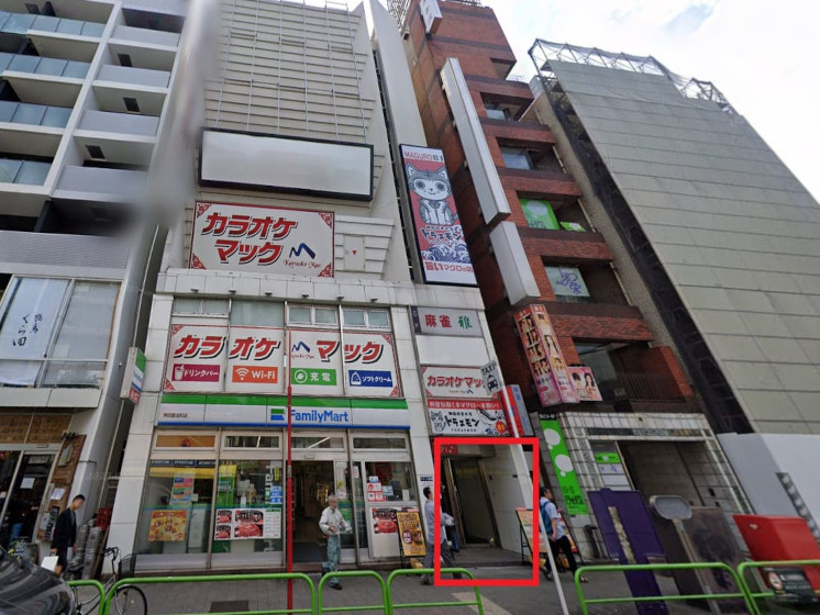 チキンゴルフ神田店 外観