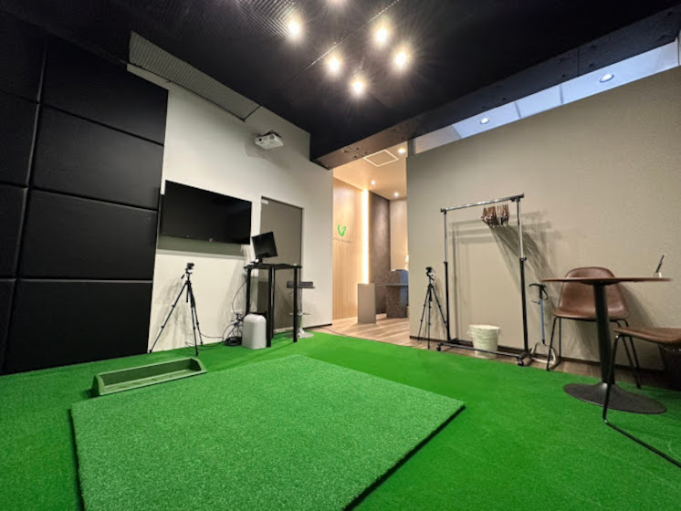 ゴルフ完全個室打席