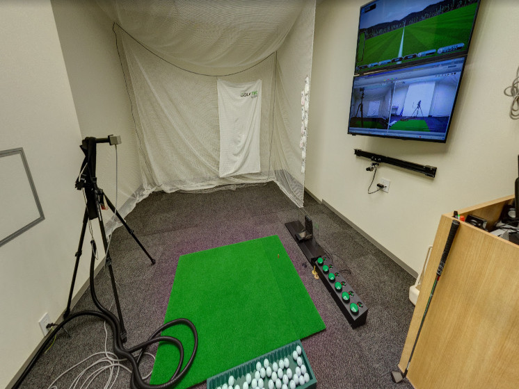 ゴルフシミュレーター打席