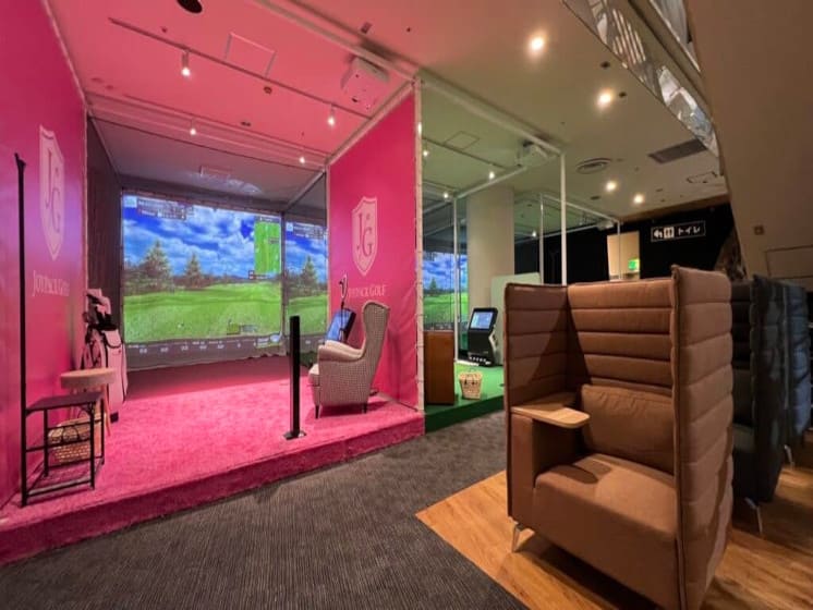 女性用ピンク打席