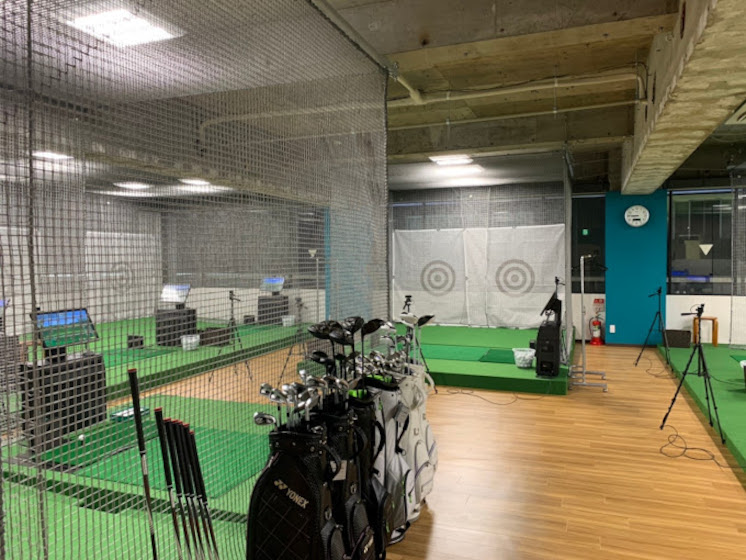 サンクチュアリゴルフ 戸越銀座店店内