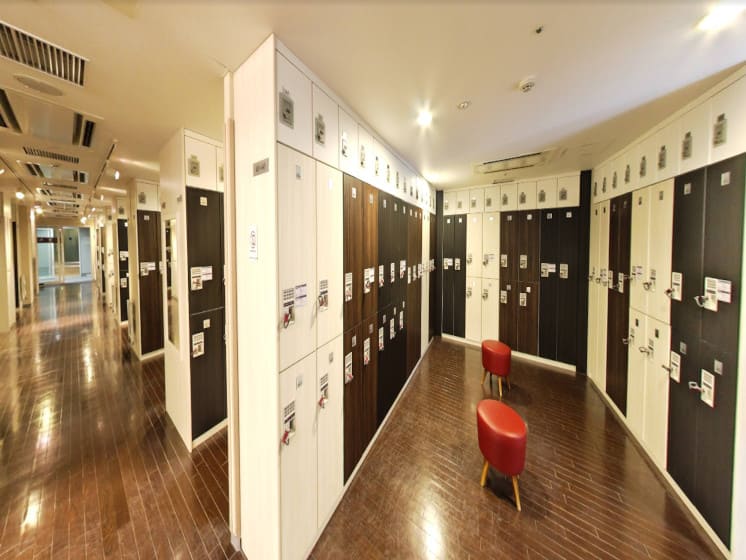 ロッカールーム