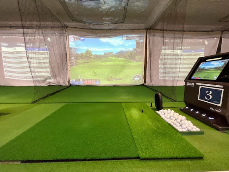 ゴルフシミュレーター打席