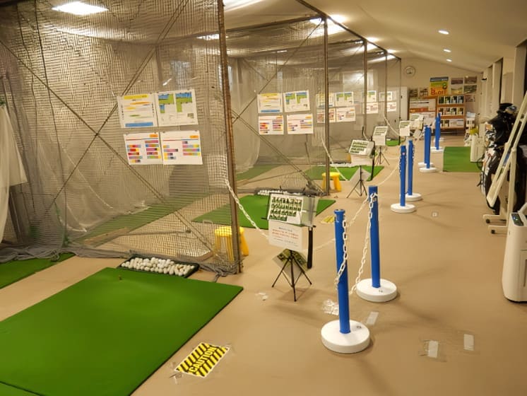 ゴルフレッスン打席