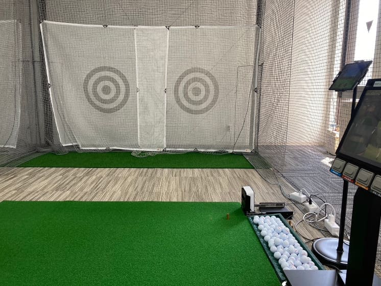 ゴルフ練習打席