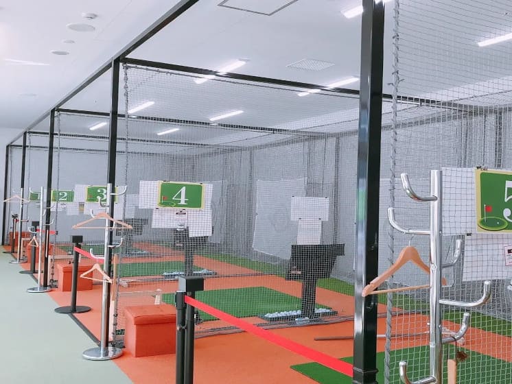 ゴルフレッスン打席