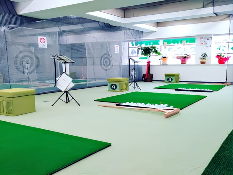 ゴルフレッスン打席