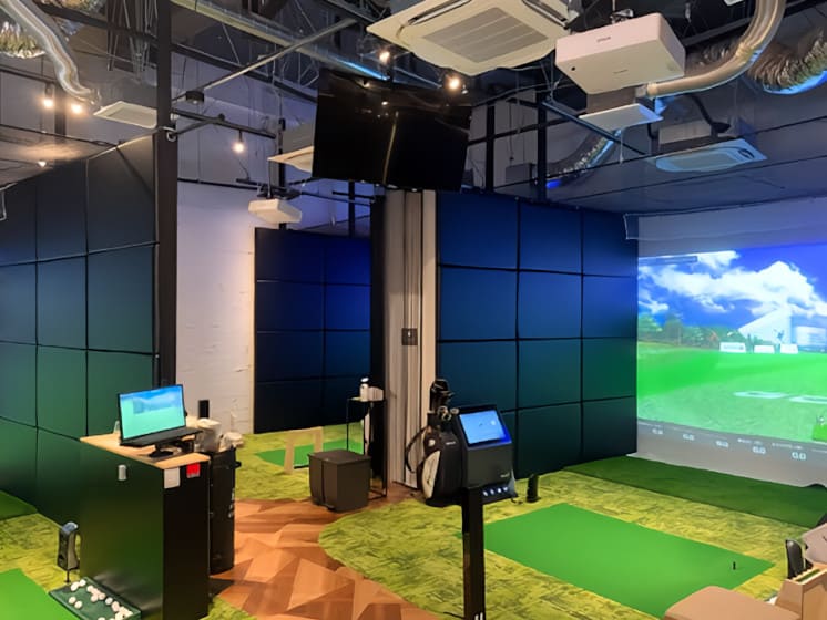 ゴルフシミュレーター打席