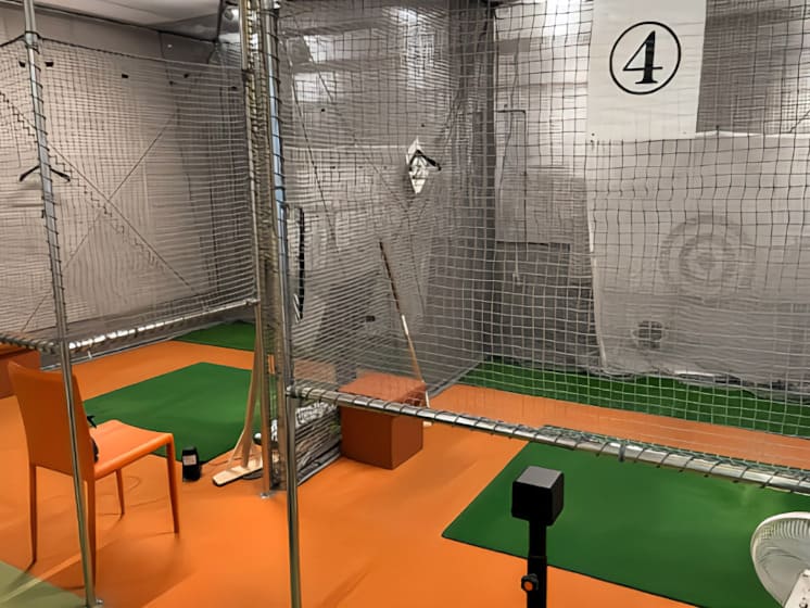 ゴルフ練習打席