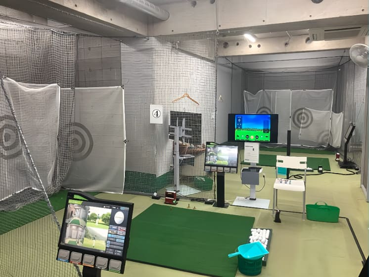 ゴルフレッスン打席