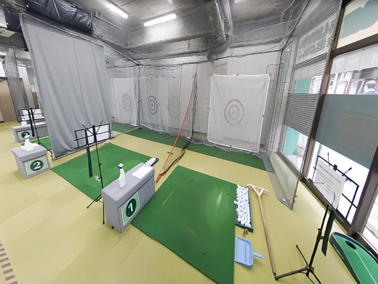 ゴルフレッスン打席