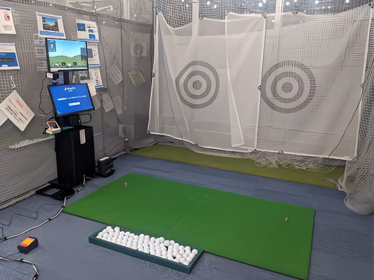 ゴルフシミュレーター打席