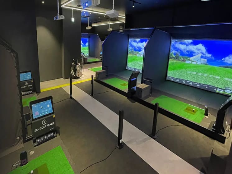 ゴルフシミュレーター打席